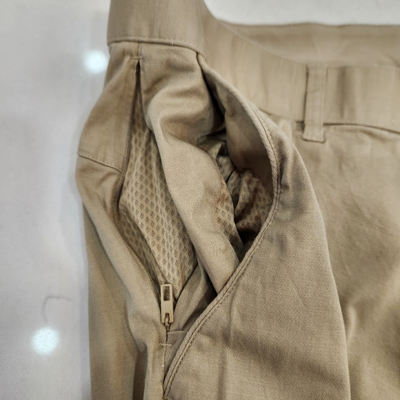 Fabletics Pants 36/32 36x29 Khaki The Only Pant Performance Stretch Golf Chino - Picture 7 of 15
